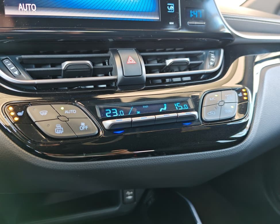 2019 Toyota C-HR - 15