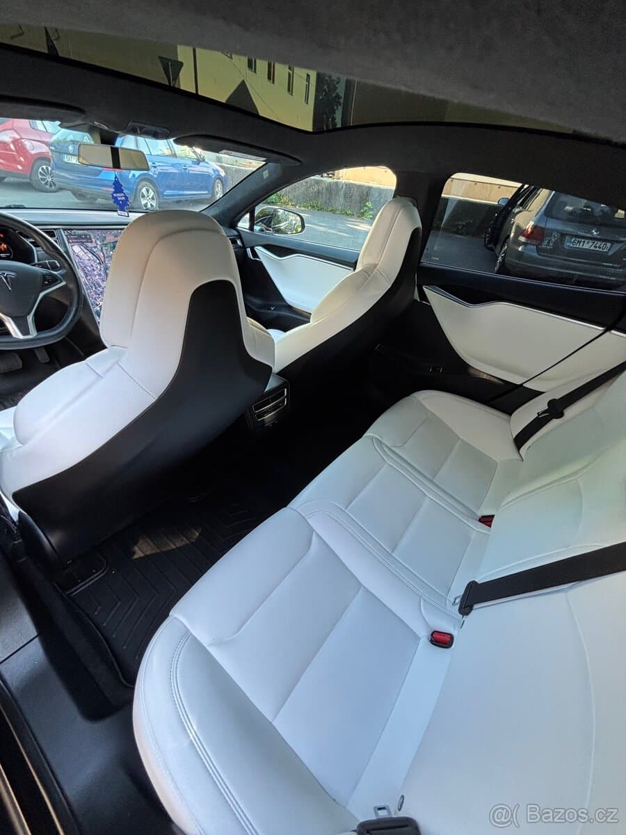 2018 Tesla MODEL S - 15