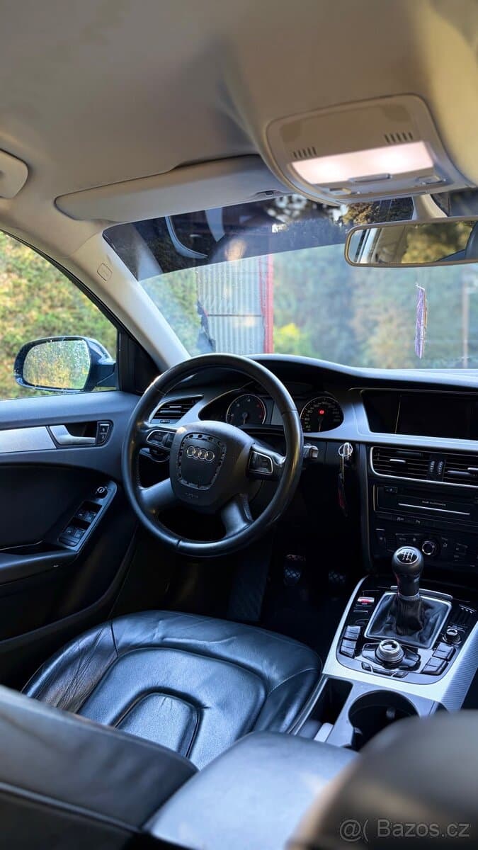 2010 Audi A4 - 15