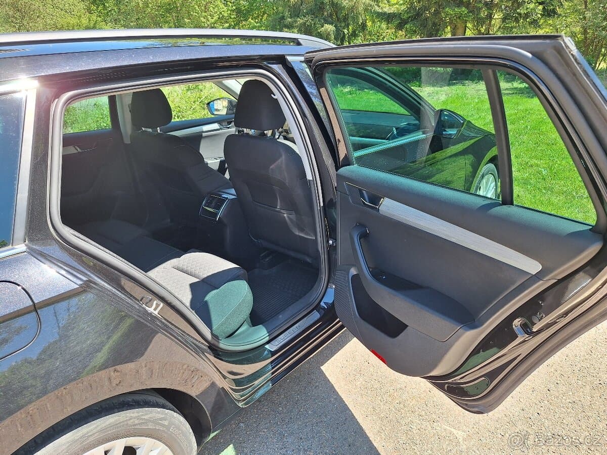 2020 Škoda SUPERB - 15