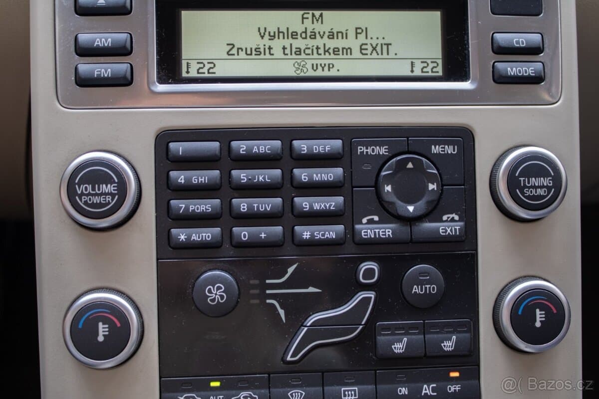 2010 Volvo XC70 - 15