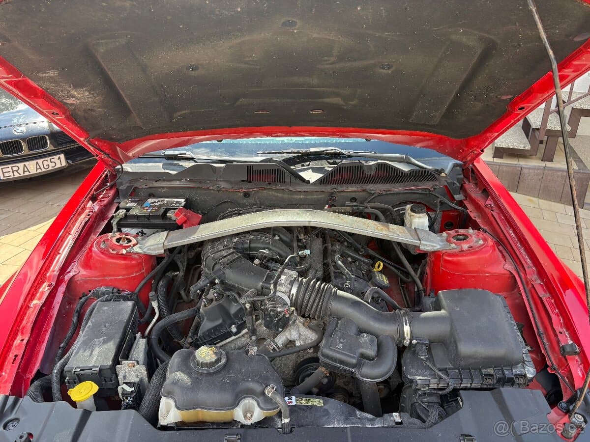 2013 Ford MUSTANG - 15