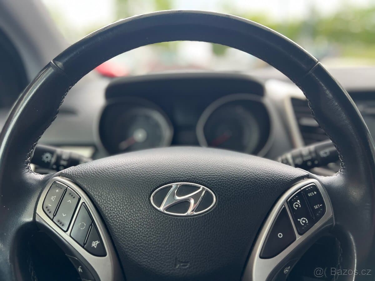 Hyundai i30 - 15