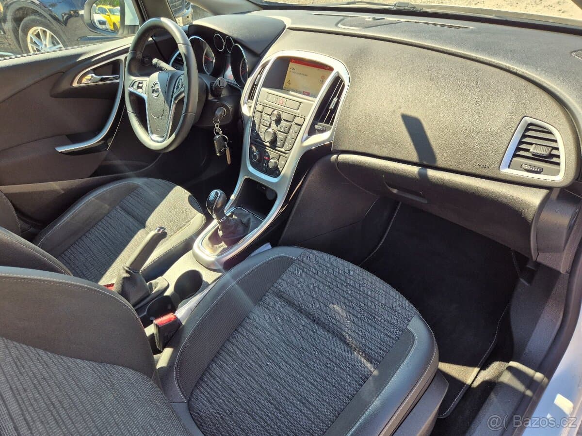 2014 Opel ASTRA - 15