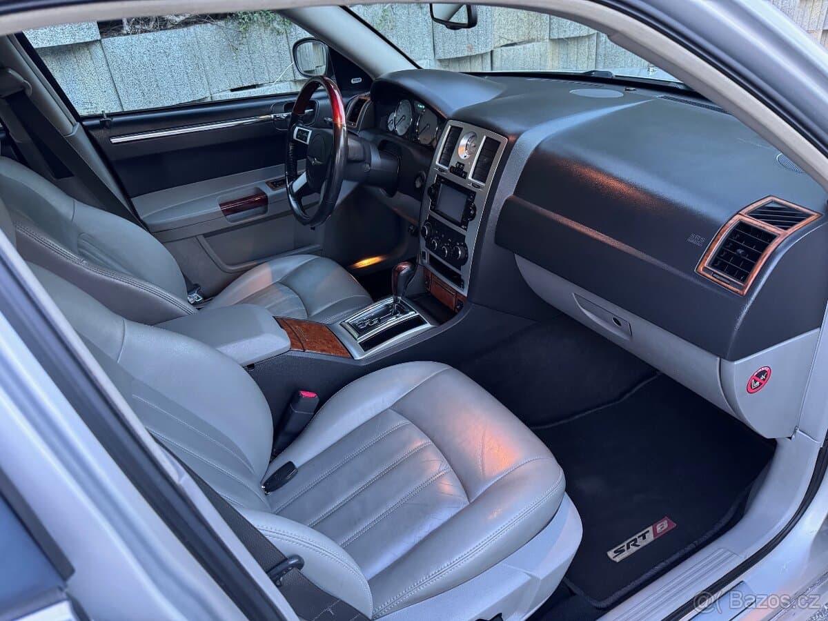 2007 Chrysler 300C - 15