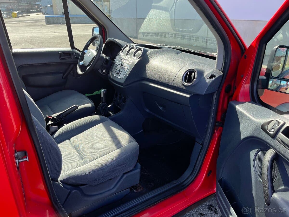 2013 Ford TOURNEO - 15