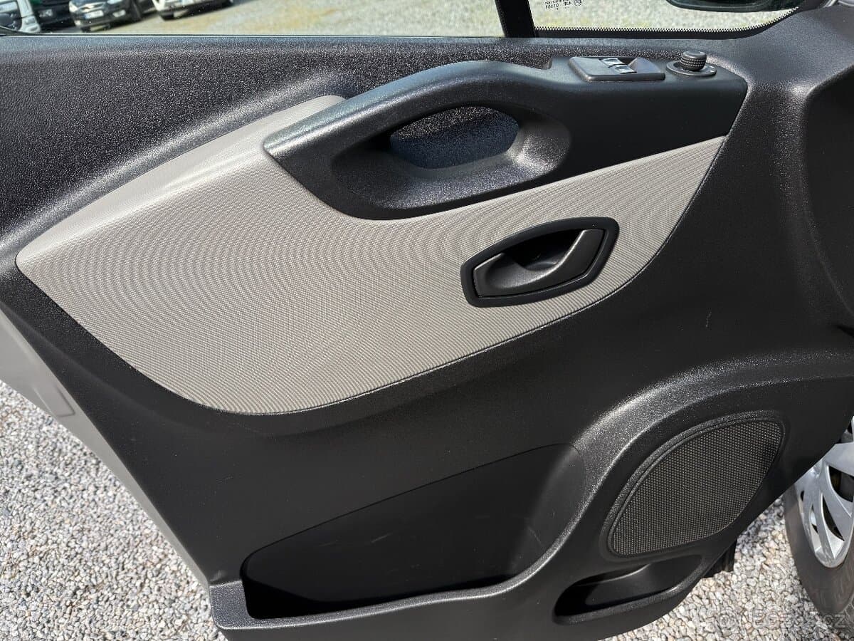 2019 Renault TRAFIC - 15