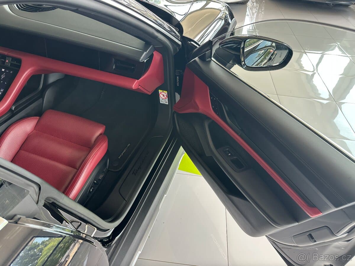 2023 Porsche TAYCAN - 15