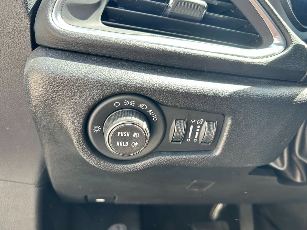 2019 Chrysler PACIFICA - 15