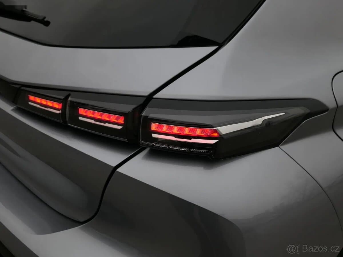 2022 Peugeot 308 - 15