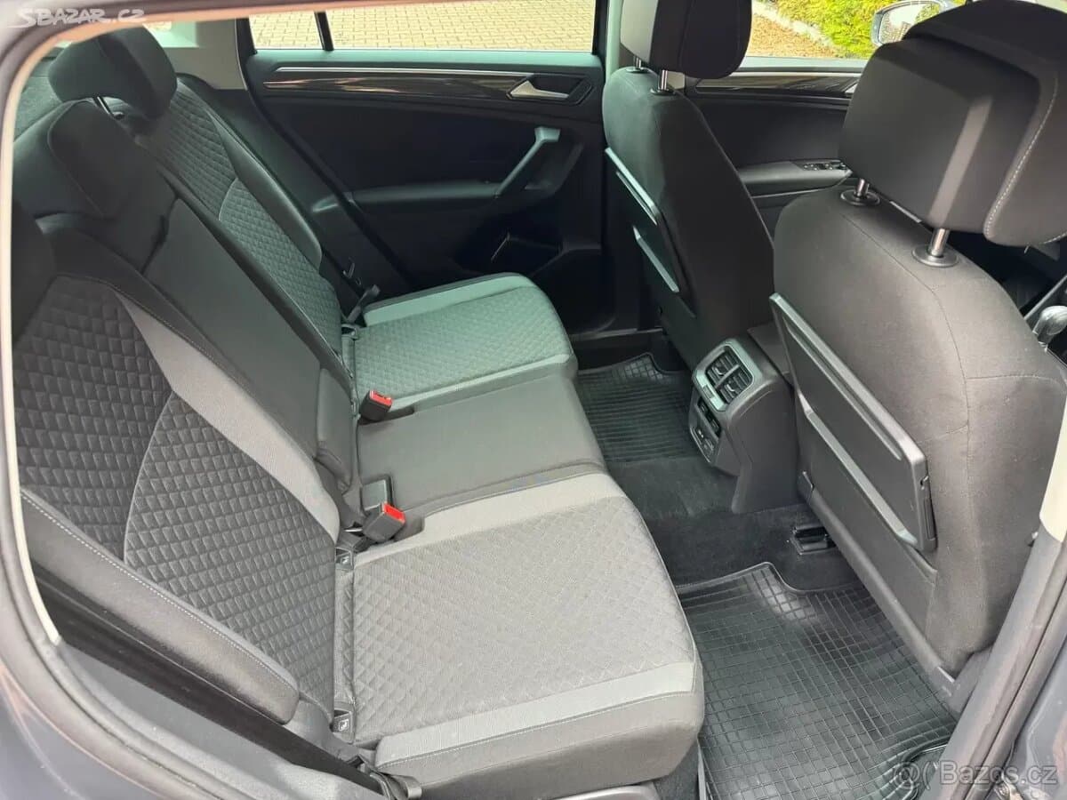 2018 Volkswagen TIGUAN - 15