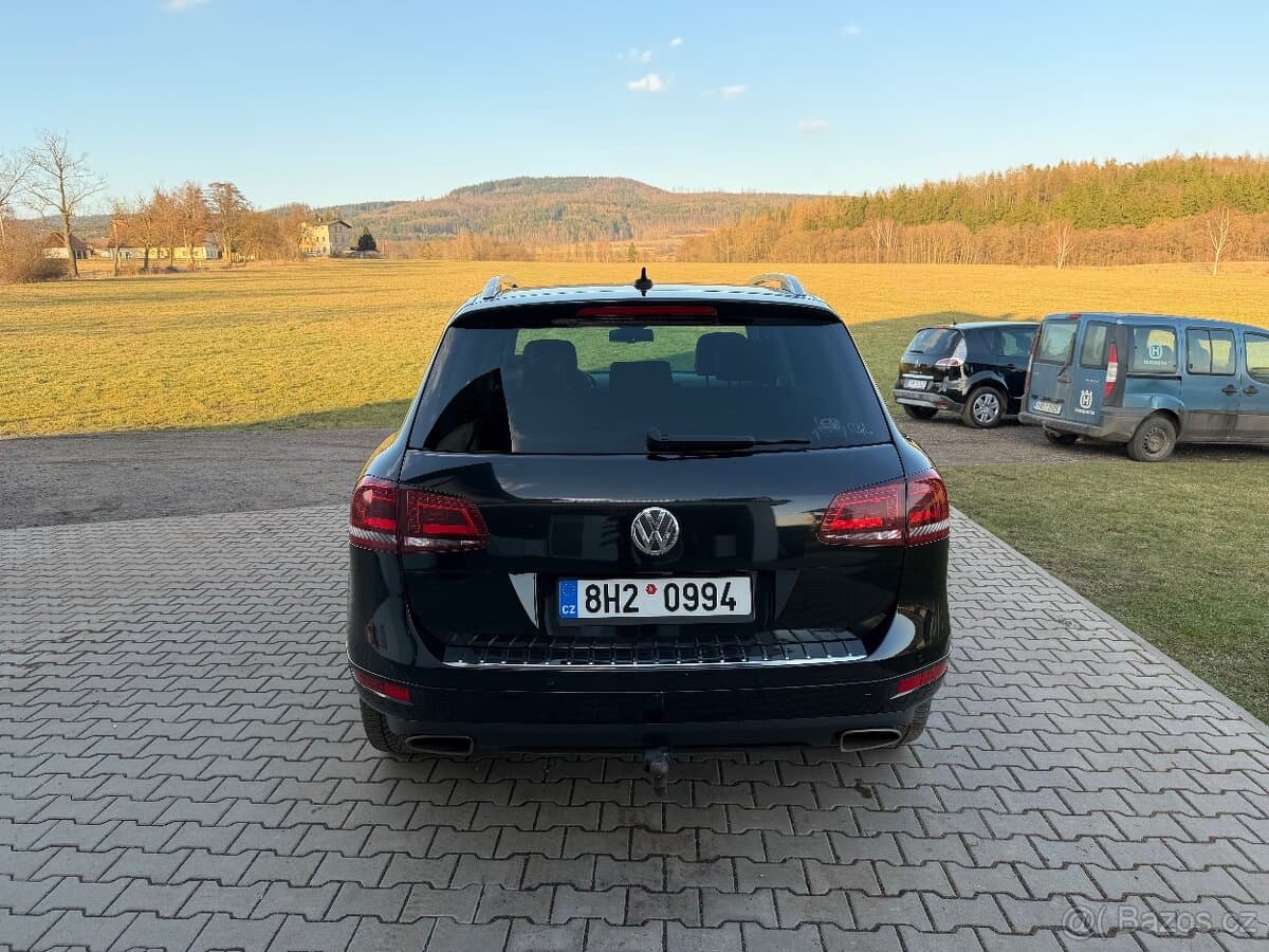 2010 Volkswagen TOUAREG - 15
