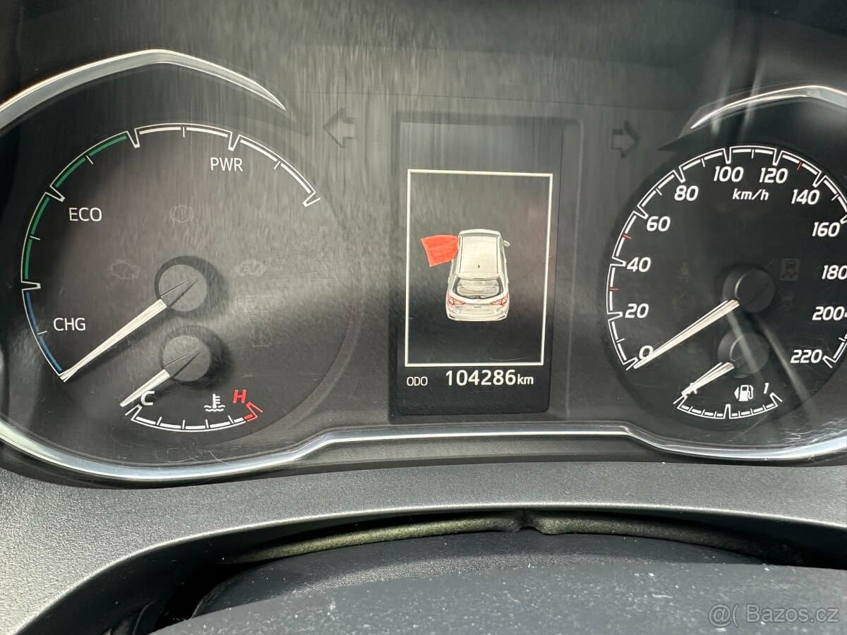 2020 Toyota YARIS - 15