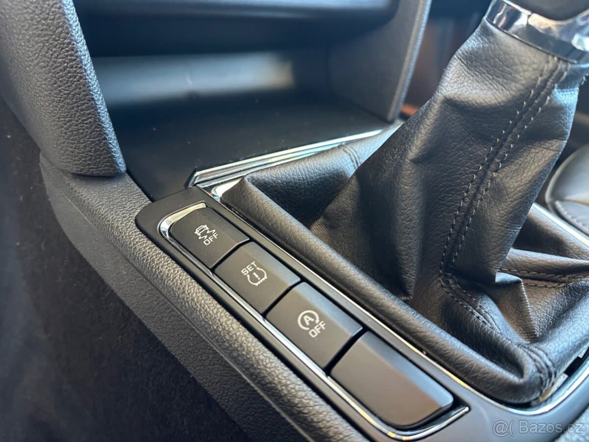 2015 Škoda SUPERB - 15