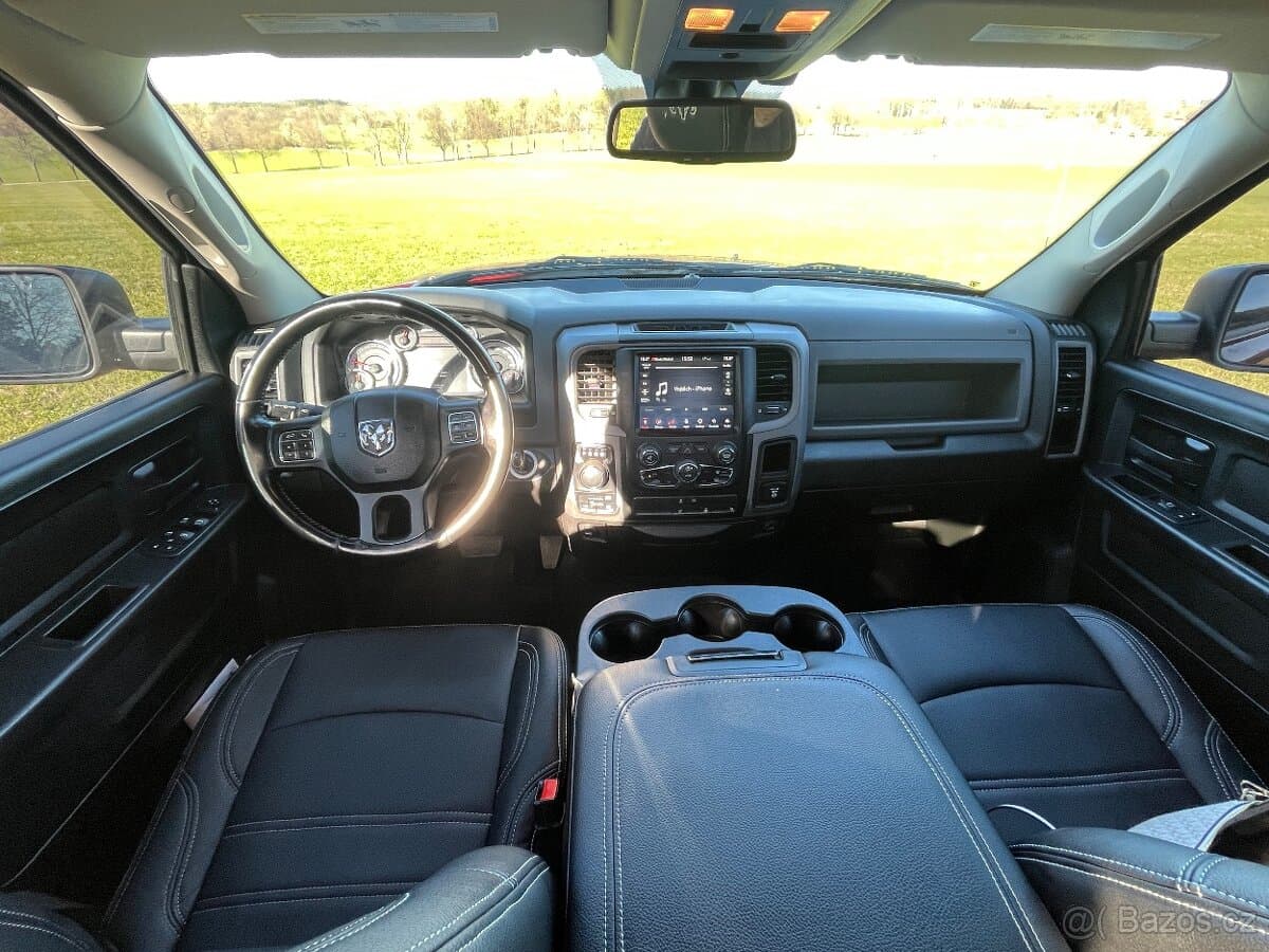 2019 RAM 1500 - 15