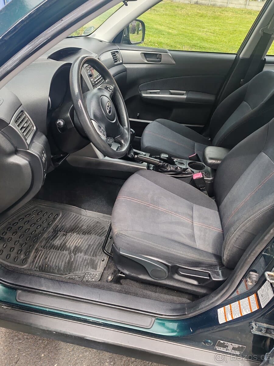 2011 Subaru FORESTER - 15