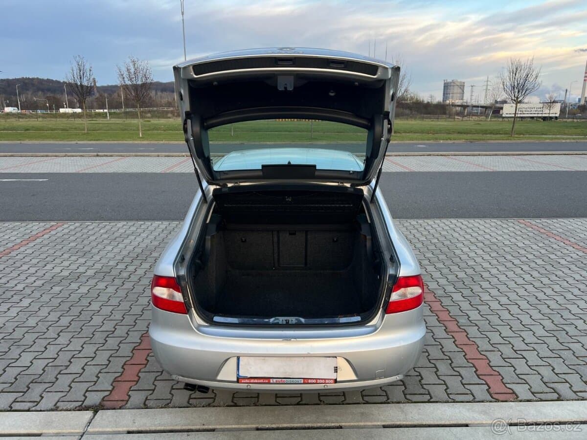 2009 Škoda SUPERB - 15