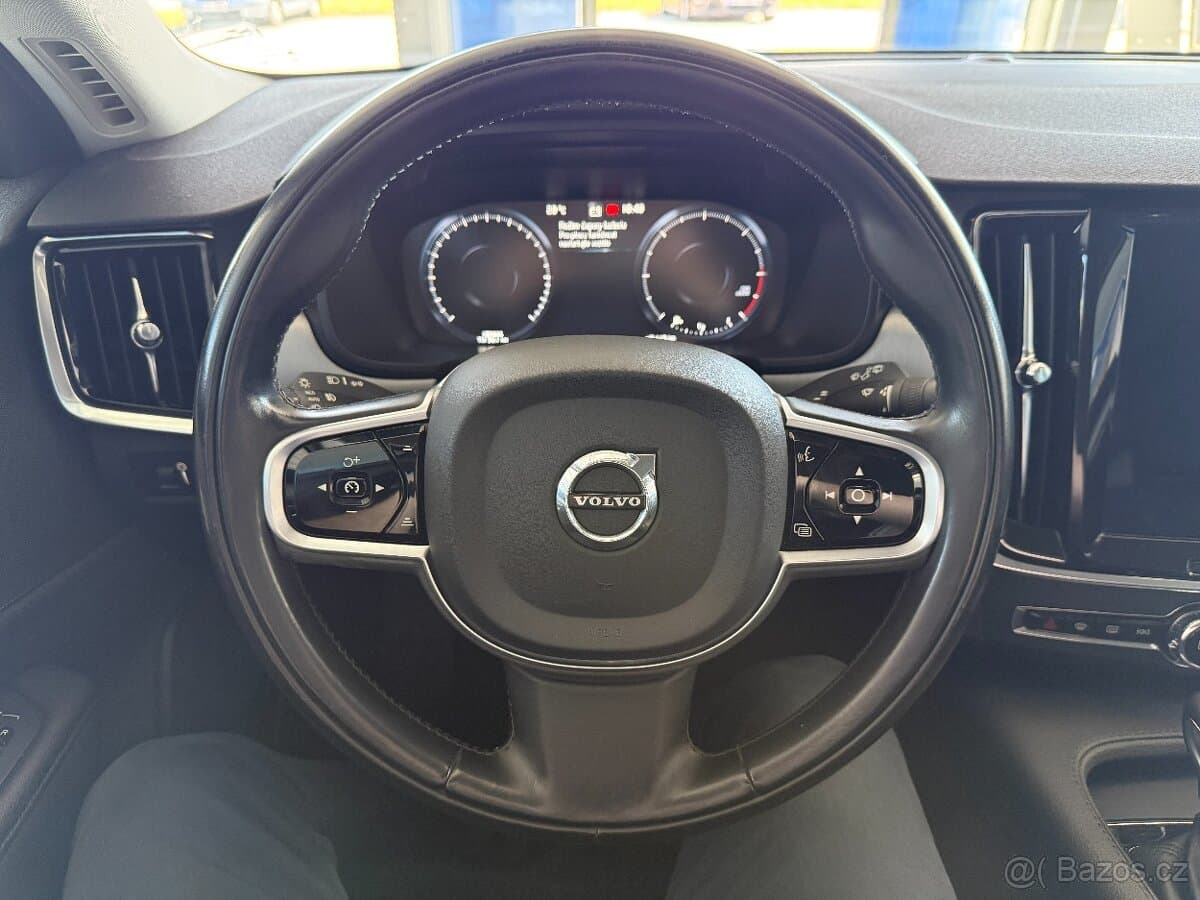 2019 Volvo V90 - 15