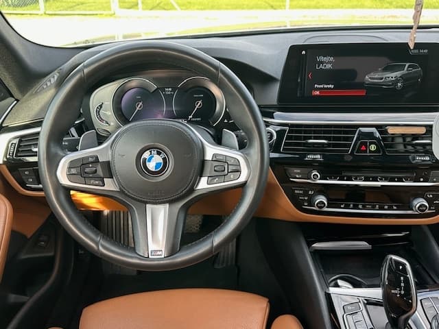 2017 BMW 5-SERIES - 15