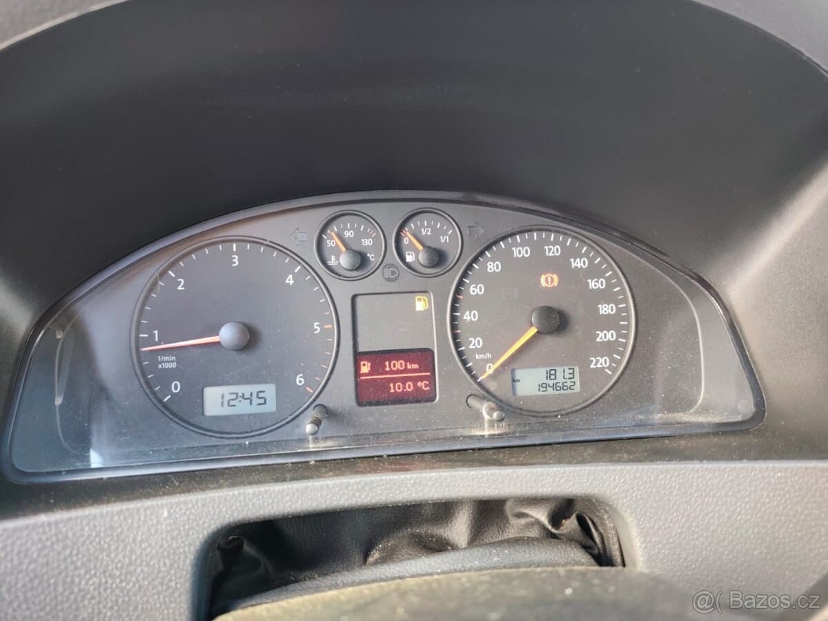 Volkswagen CARAVELLE - 15