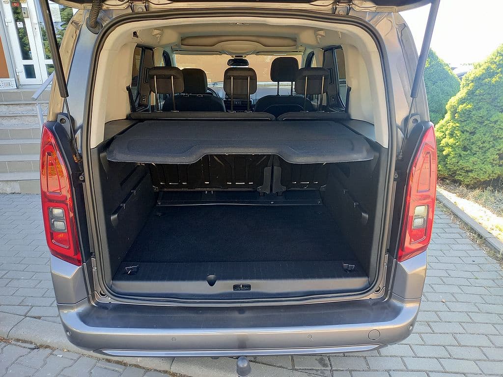2020 Opel COMBO - 15
