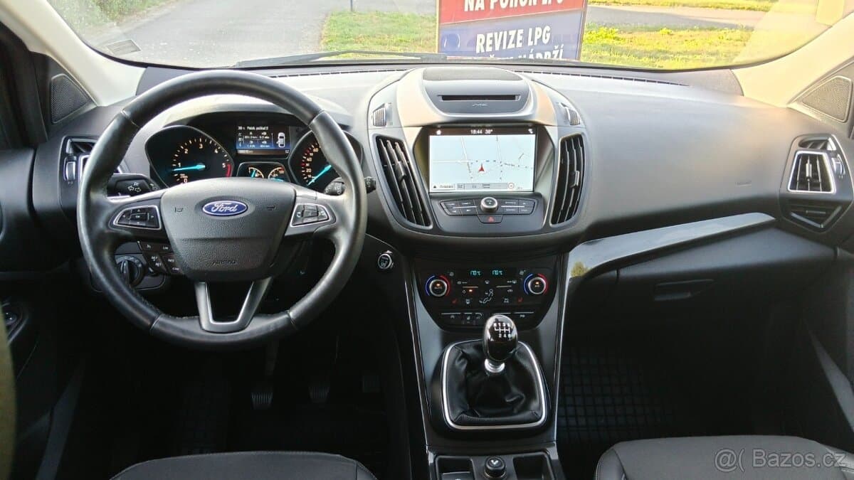 2017 Ford KUGA - 15