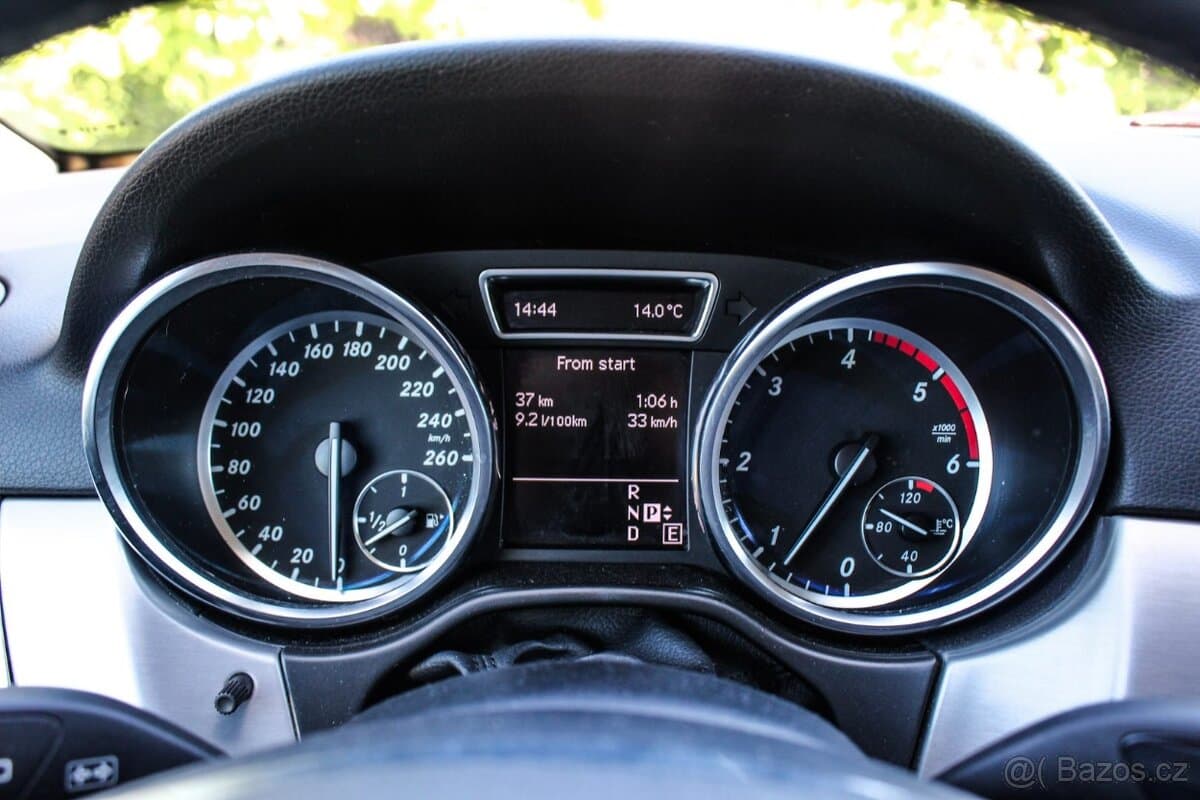 2011 Mercedes-Benz M-CLASS - 15