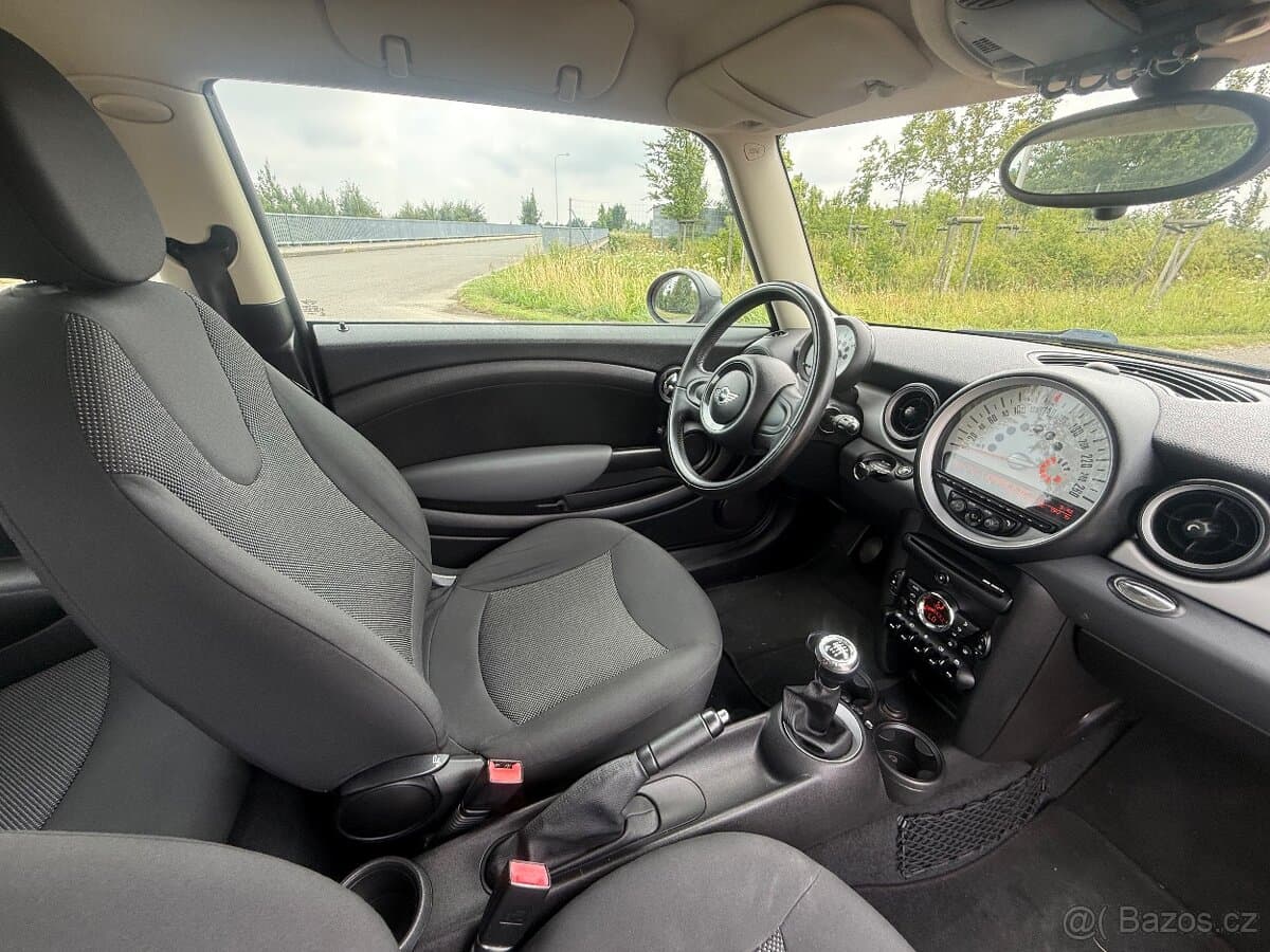 2011 Mini ONE - 15