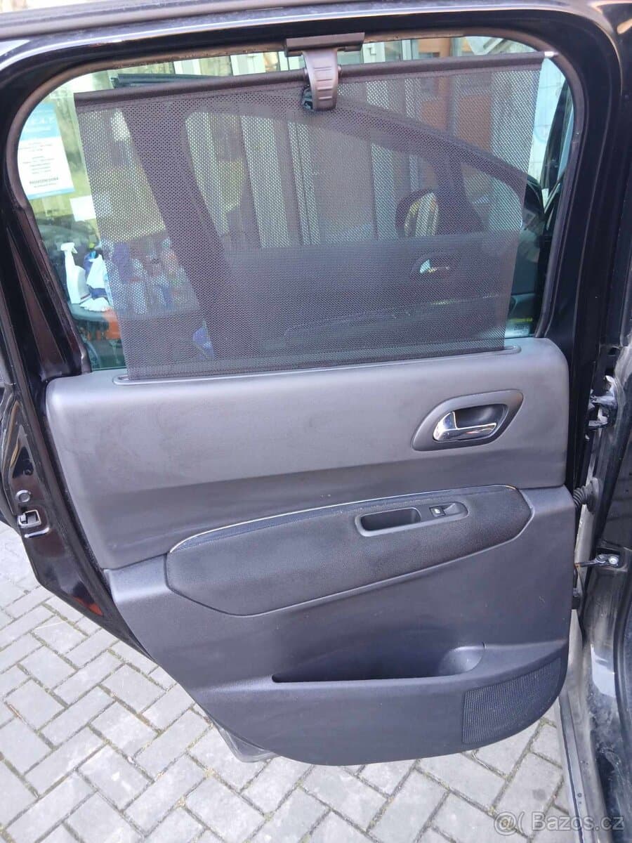 2010 Peugeot 3008 - 15