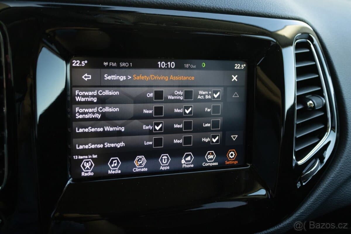 2017 Jeep COMPASS - 15