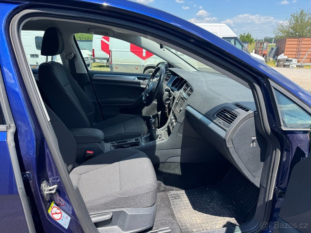 2020 Volkswagen GOLF - 15