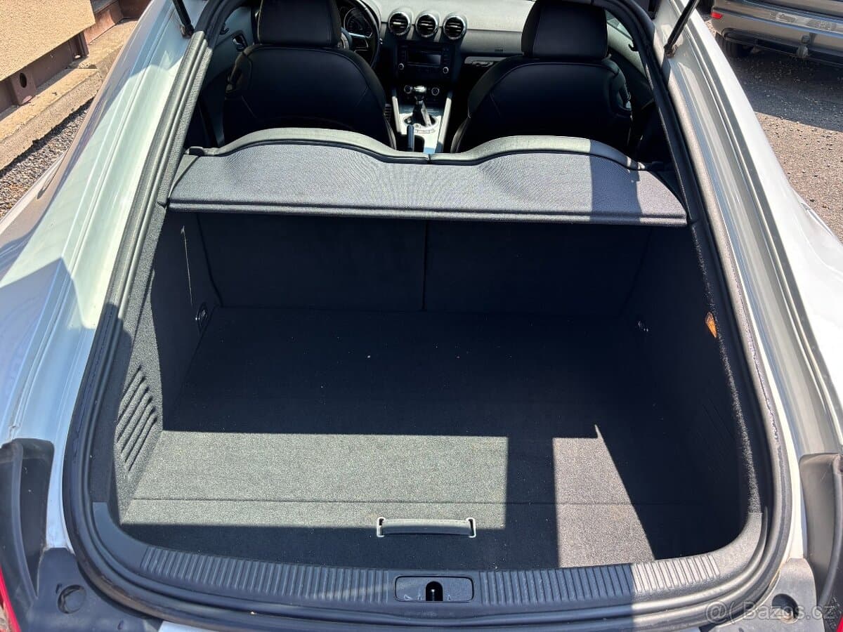 2013 Audi TT - 15