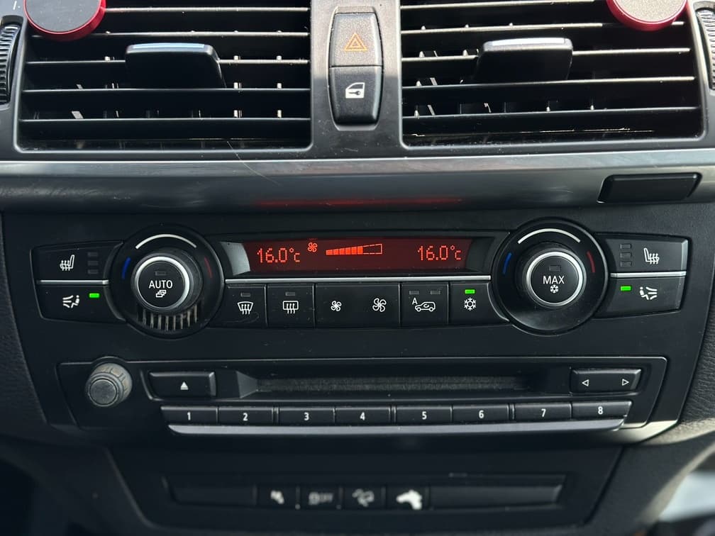 2010 BMW X6 - 15