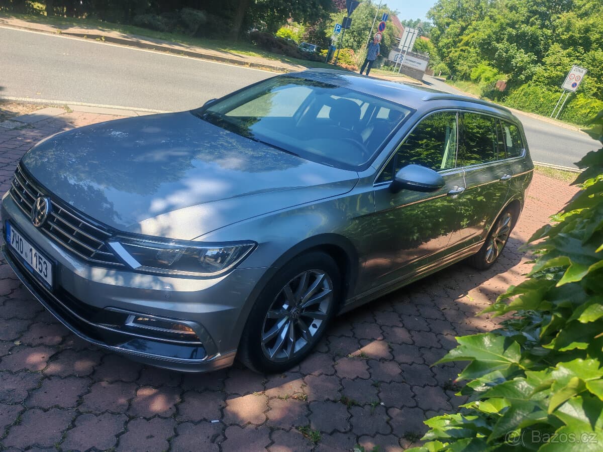 2018 Volkswagen PASSAT - 15