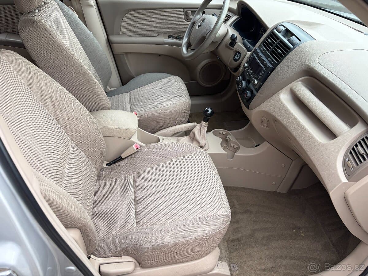 2005 Kia SPORTAGE - 15