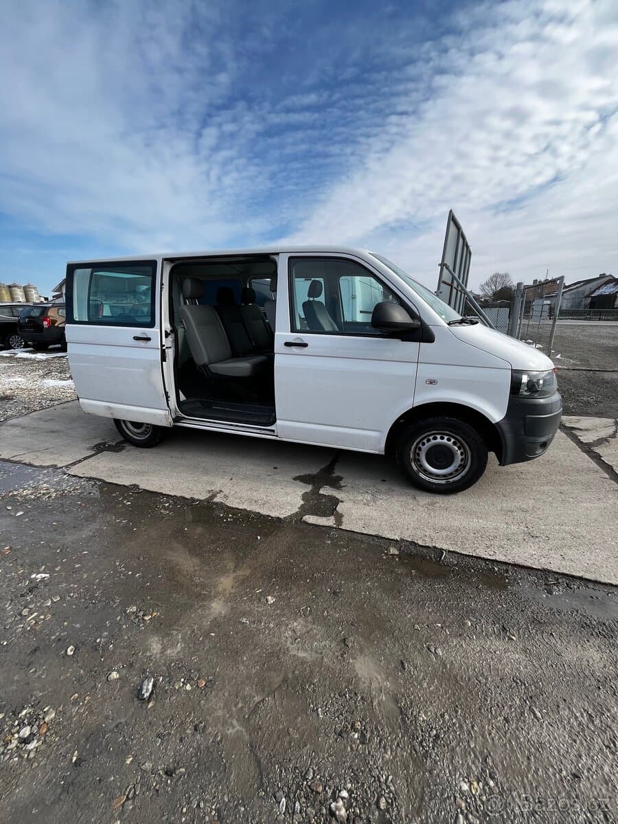 2011 Volkswagen TRANSPORTER - 15