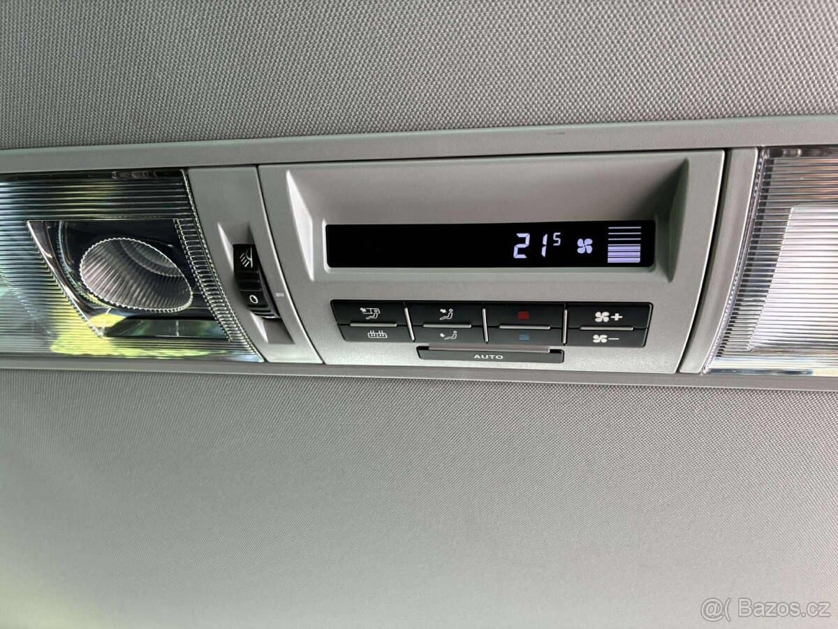 2016 Volkswagen MULTIVAN - 15