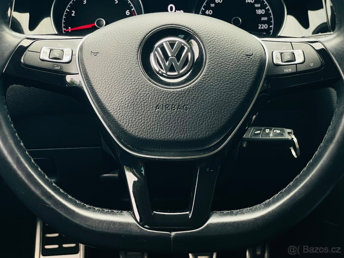 2019 Volkswagen GOLF - 15