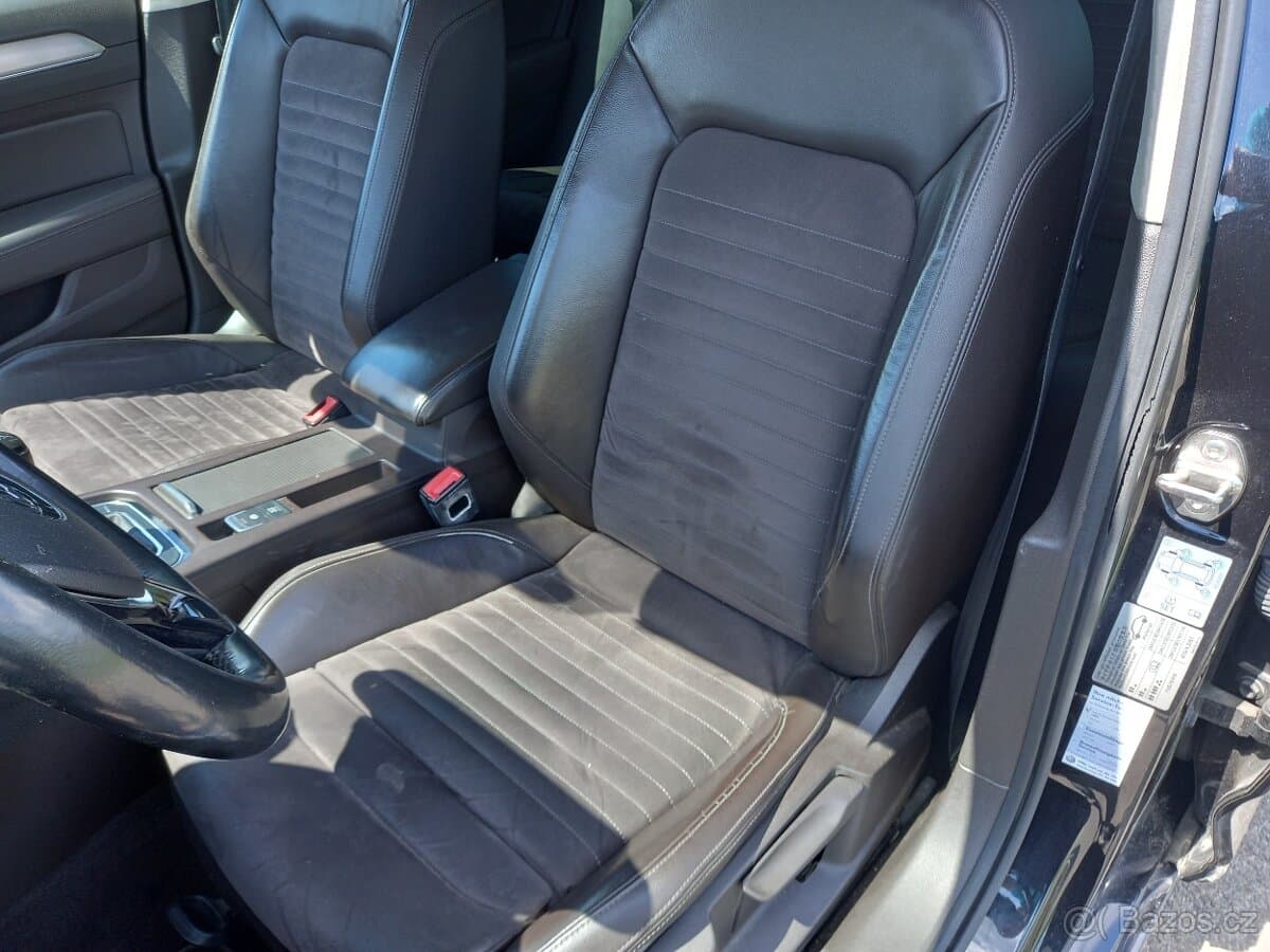 2015 Volkswagen PASSAT - 15