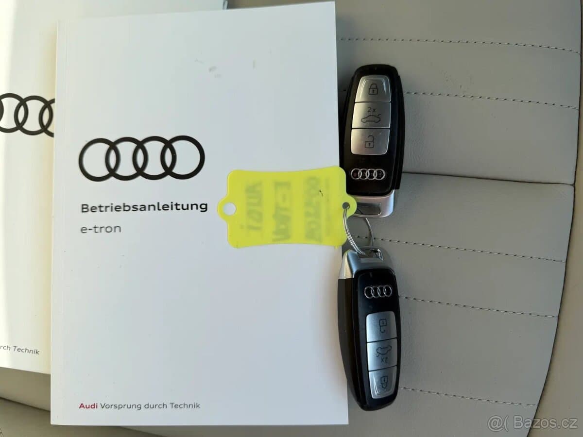 2022 Audi E-TRON - 15