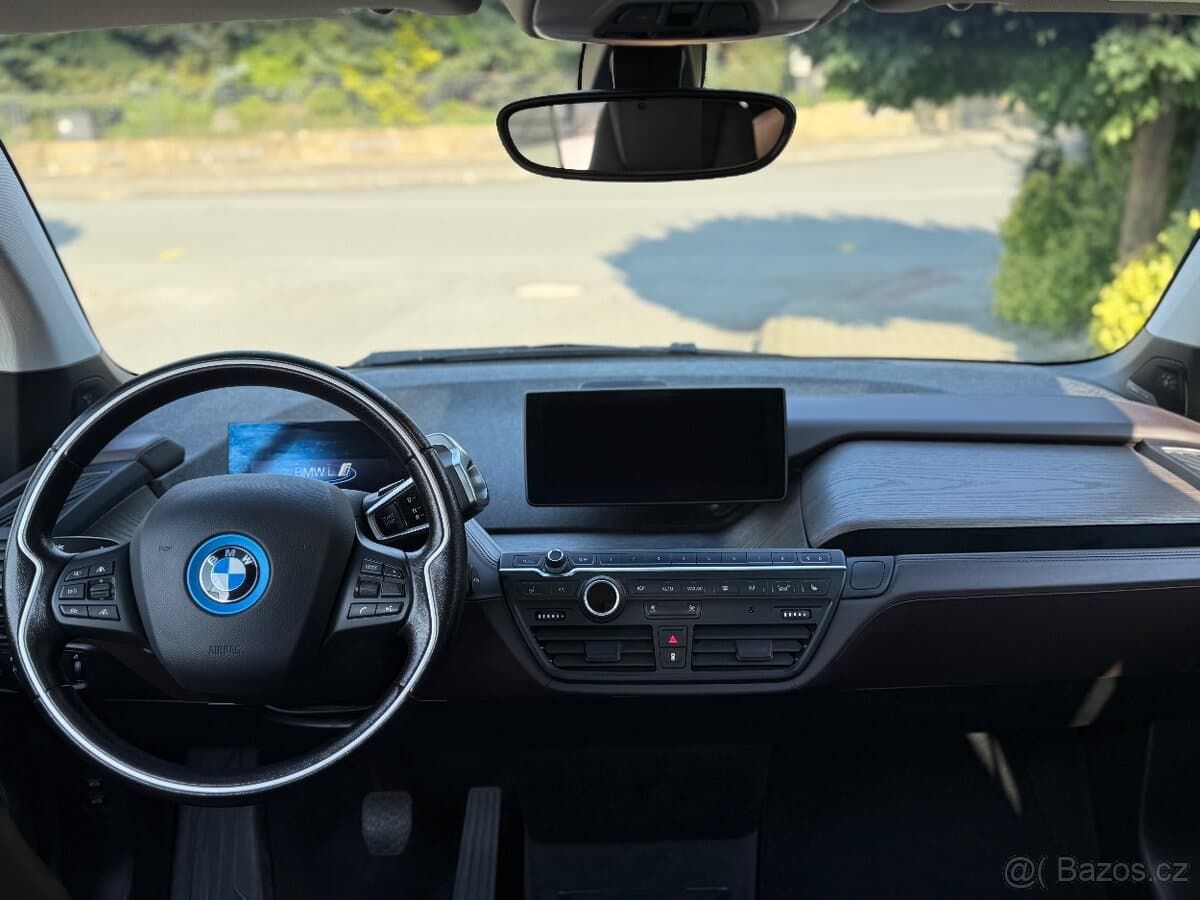 2021 BMW i3 - 15