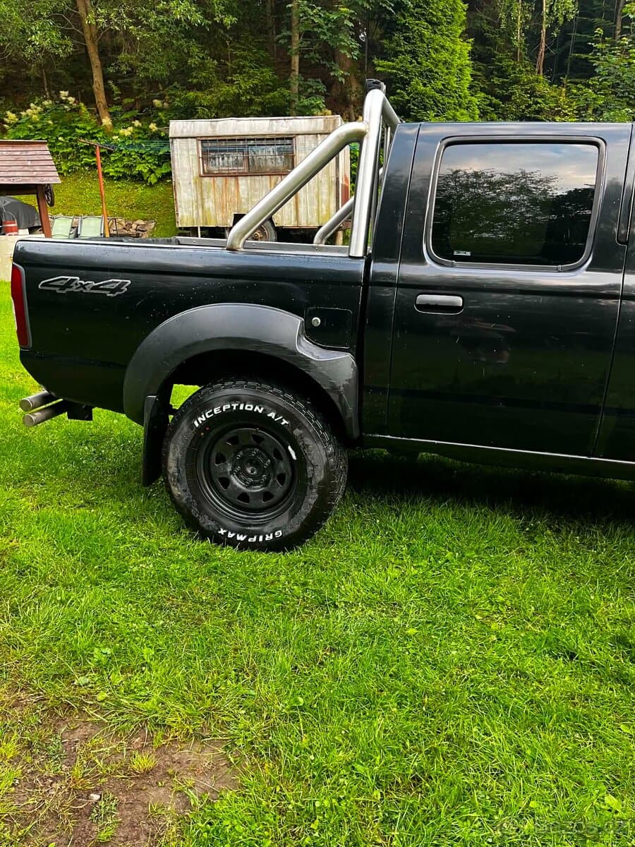 2002 Nissan NAVARA - 15