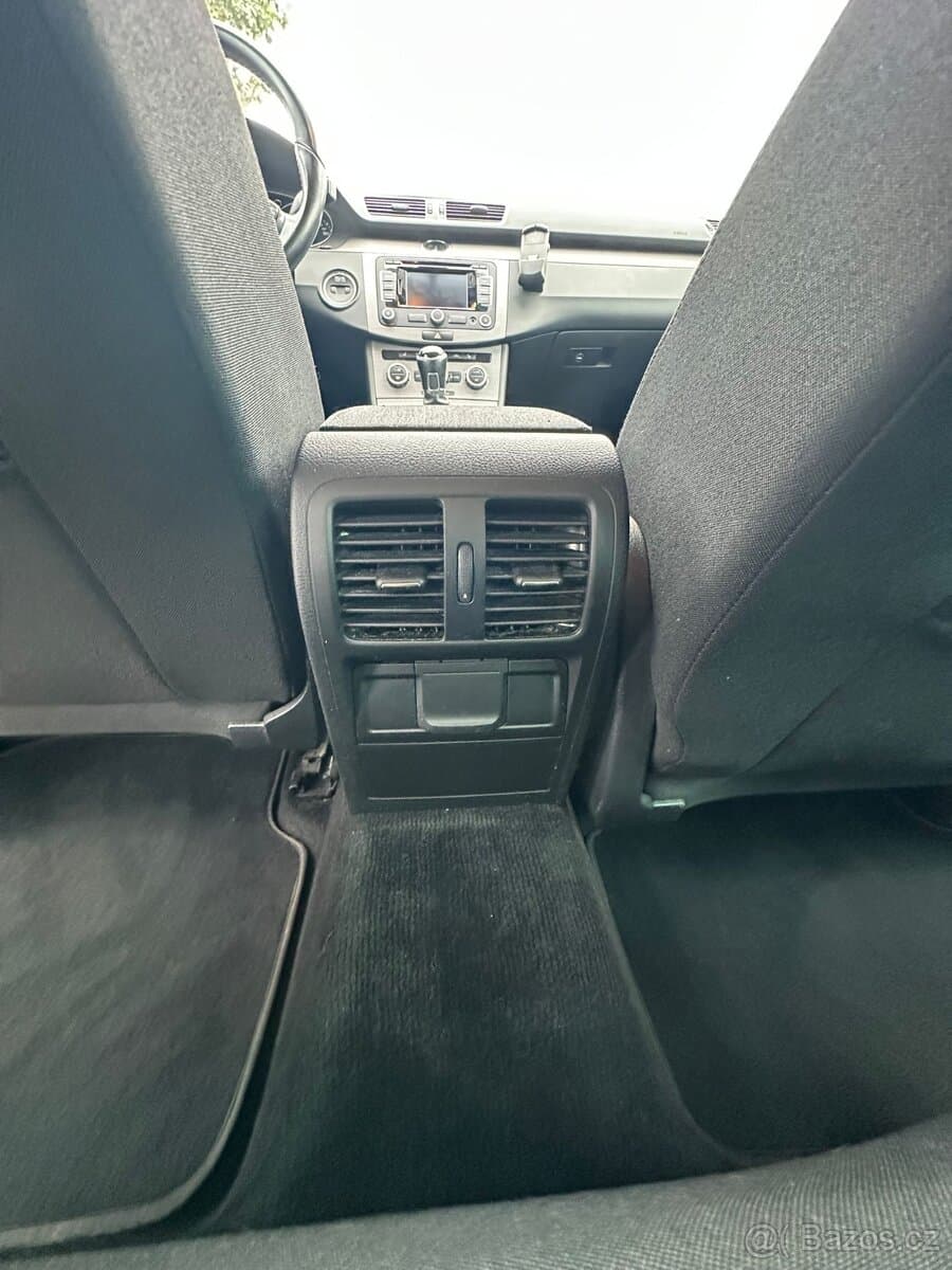 2013 Volkswagen PASSAT - 15