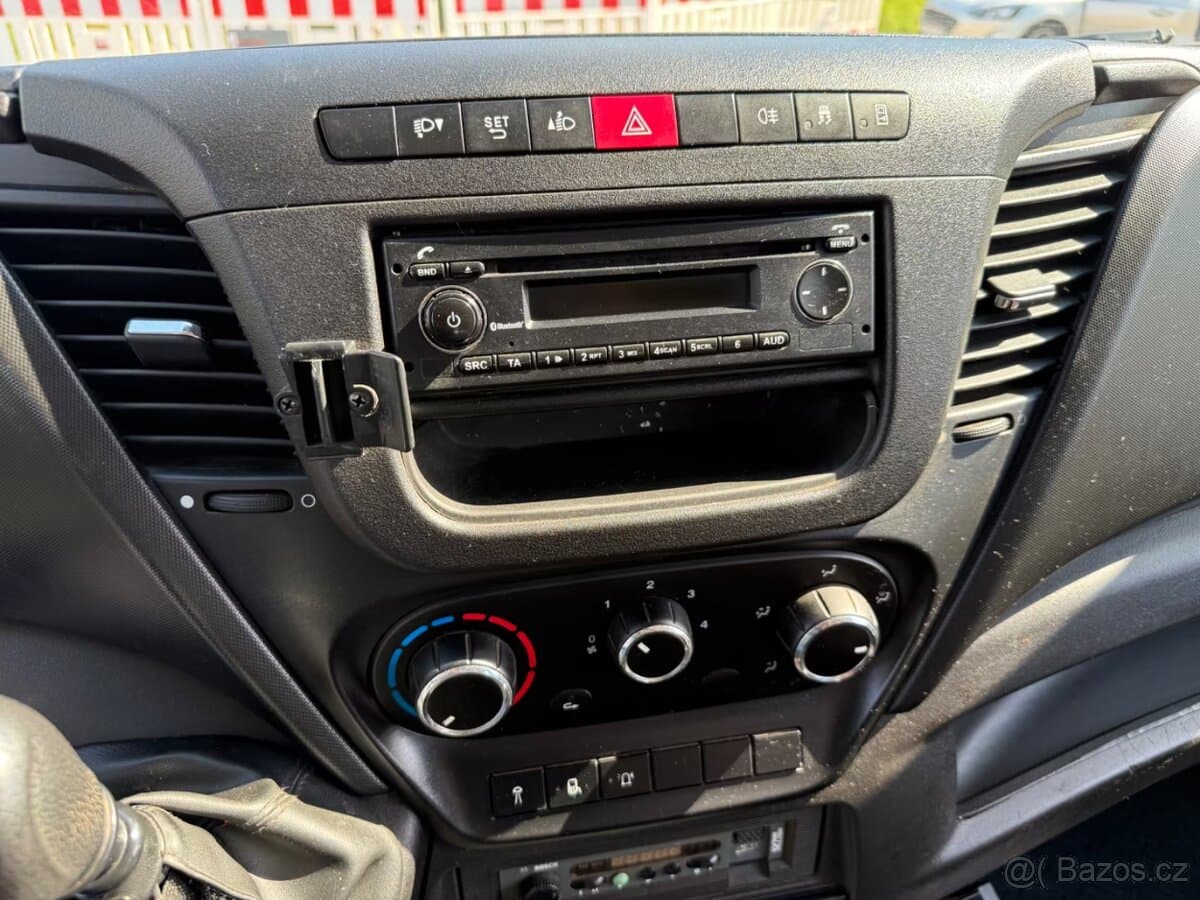 2015 Iveco OSTATNÍ - 15