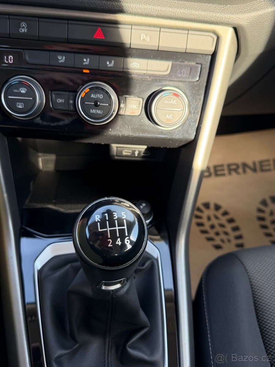 2021 Volkswagen T-ROC - 15