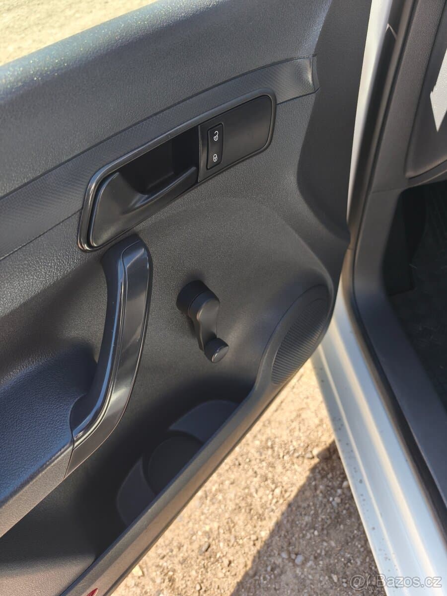 2013 Volkswagen CADDY - 15