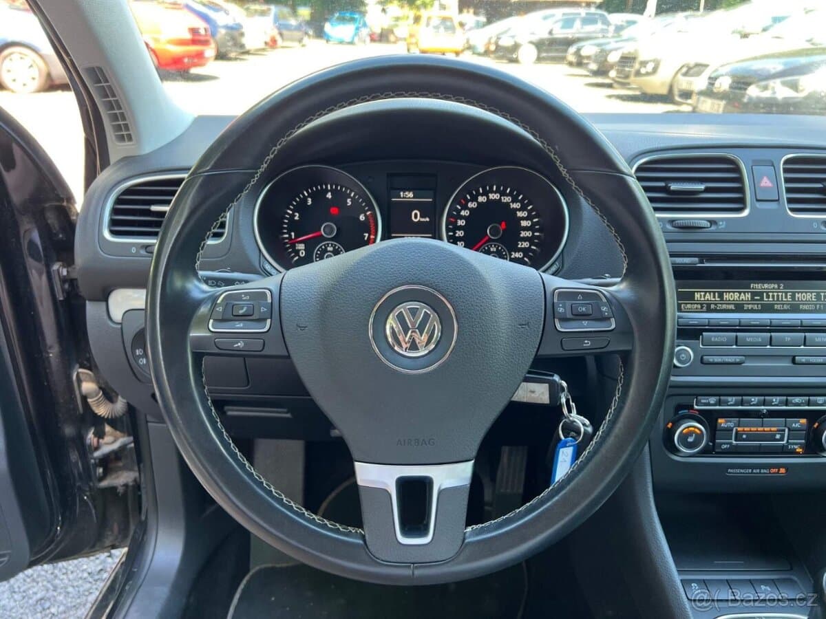 2012 Volkswagen GOLF - 15