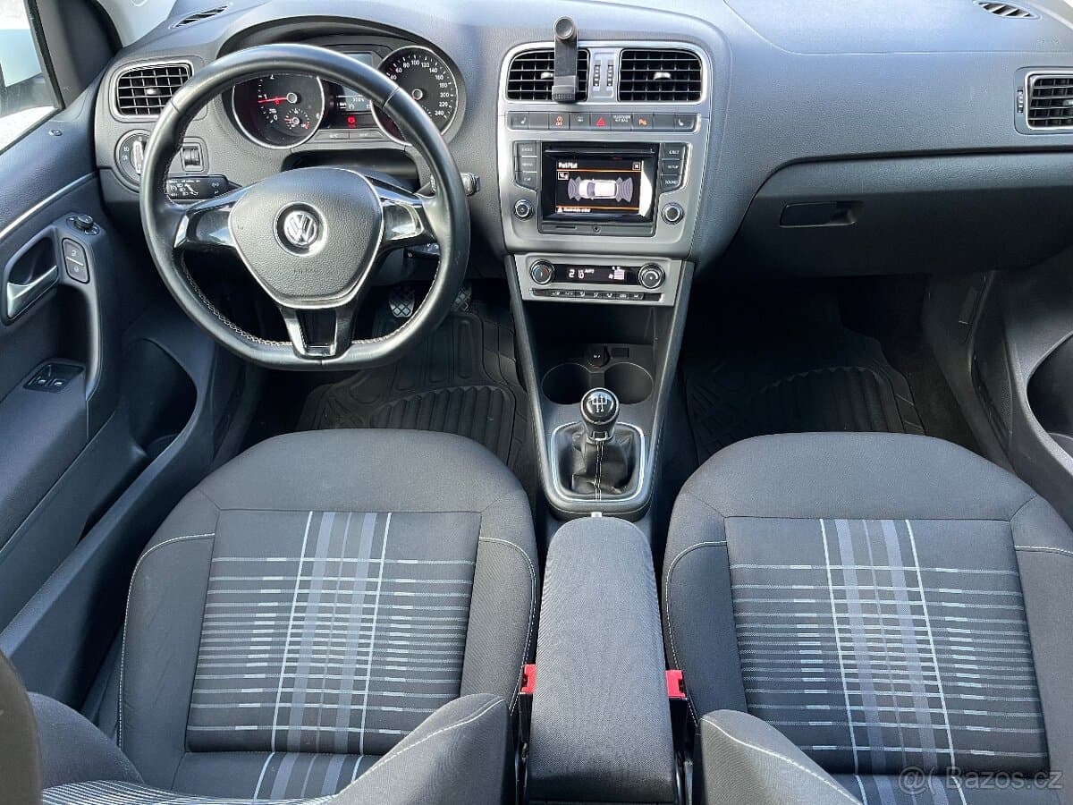 2016 Volkswagen POLO - 15