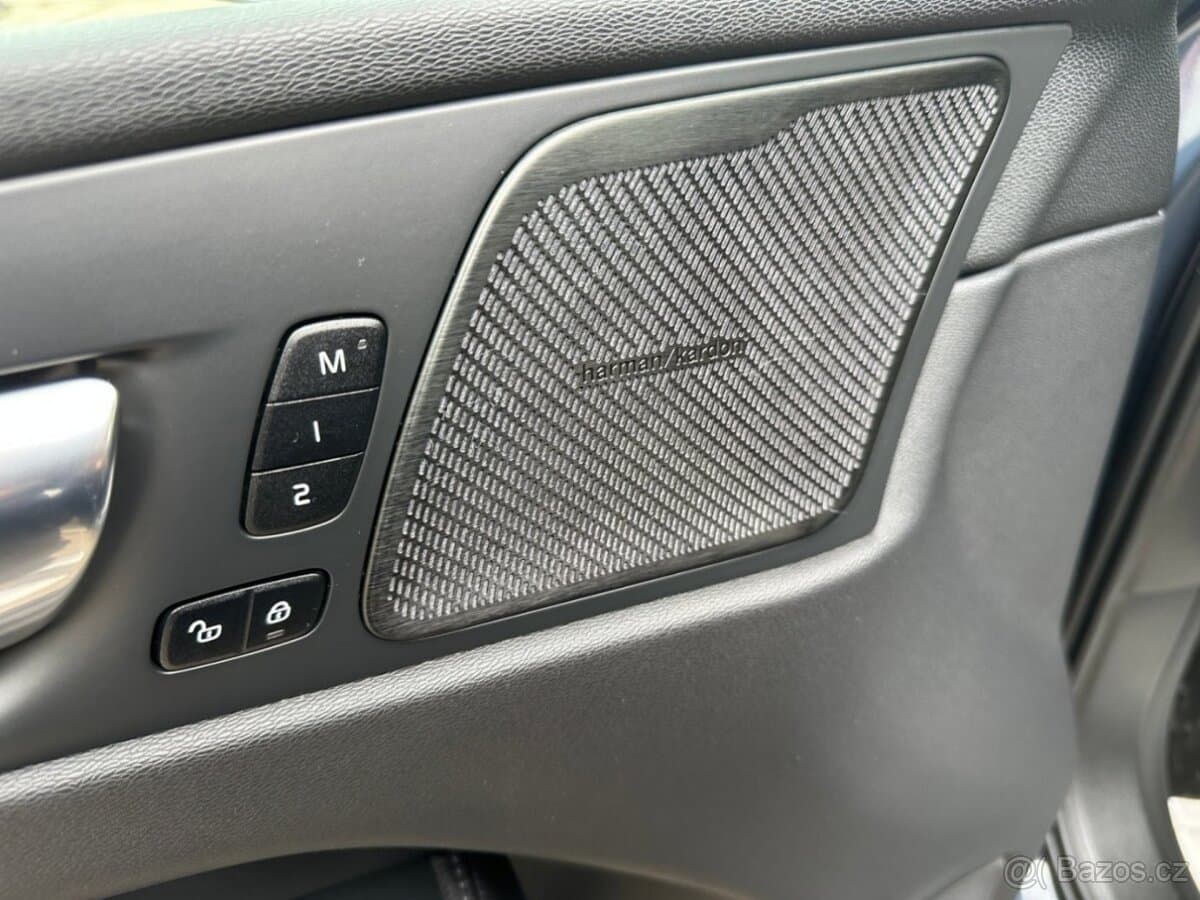 Volvo XC60 - 15
