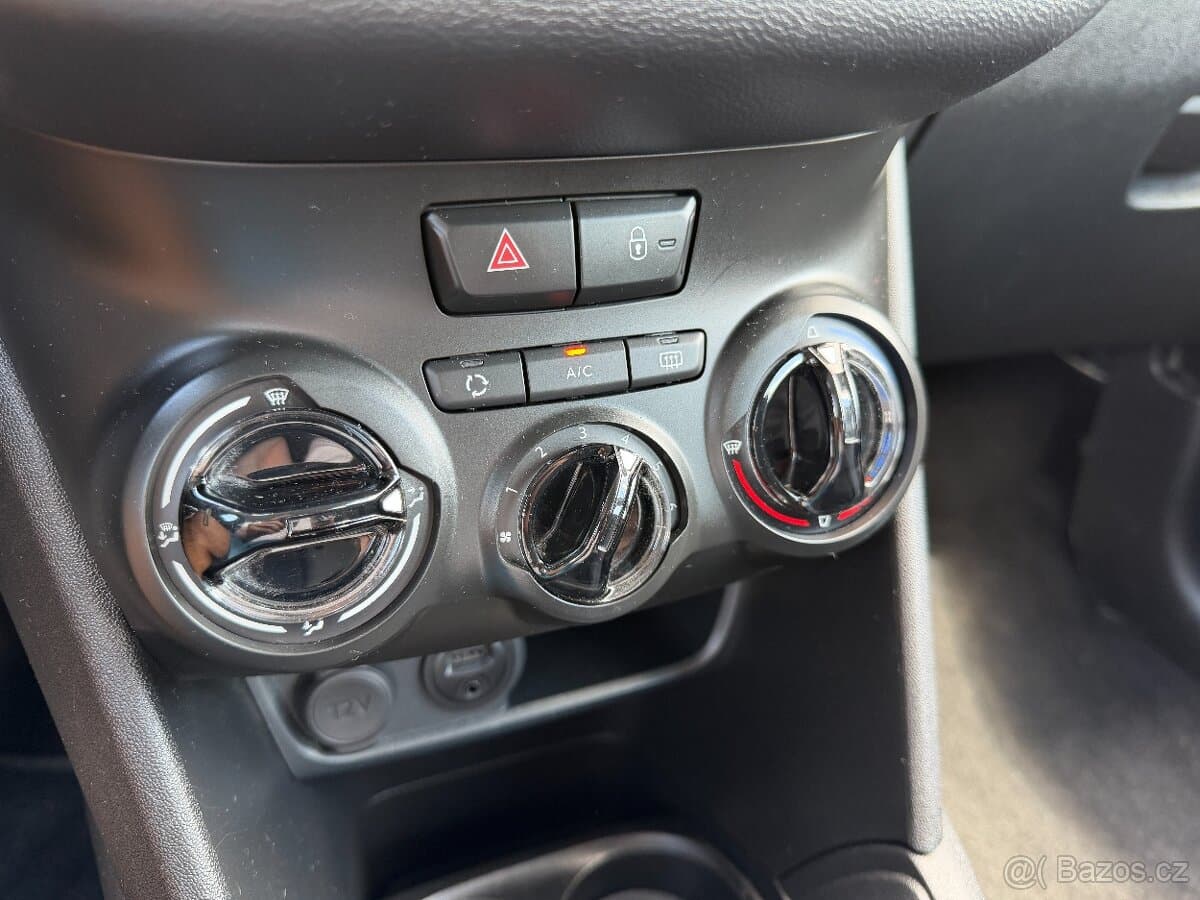 2018 Peugeot 208 - 15